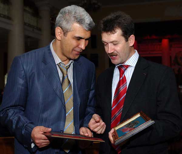 Журналу Солдаты России вручены Грамота и Почетный знак ветеранов военной разведки